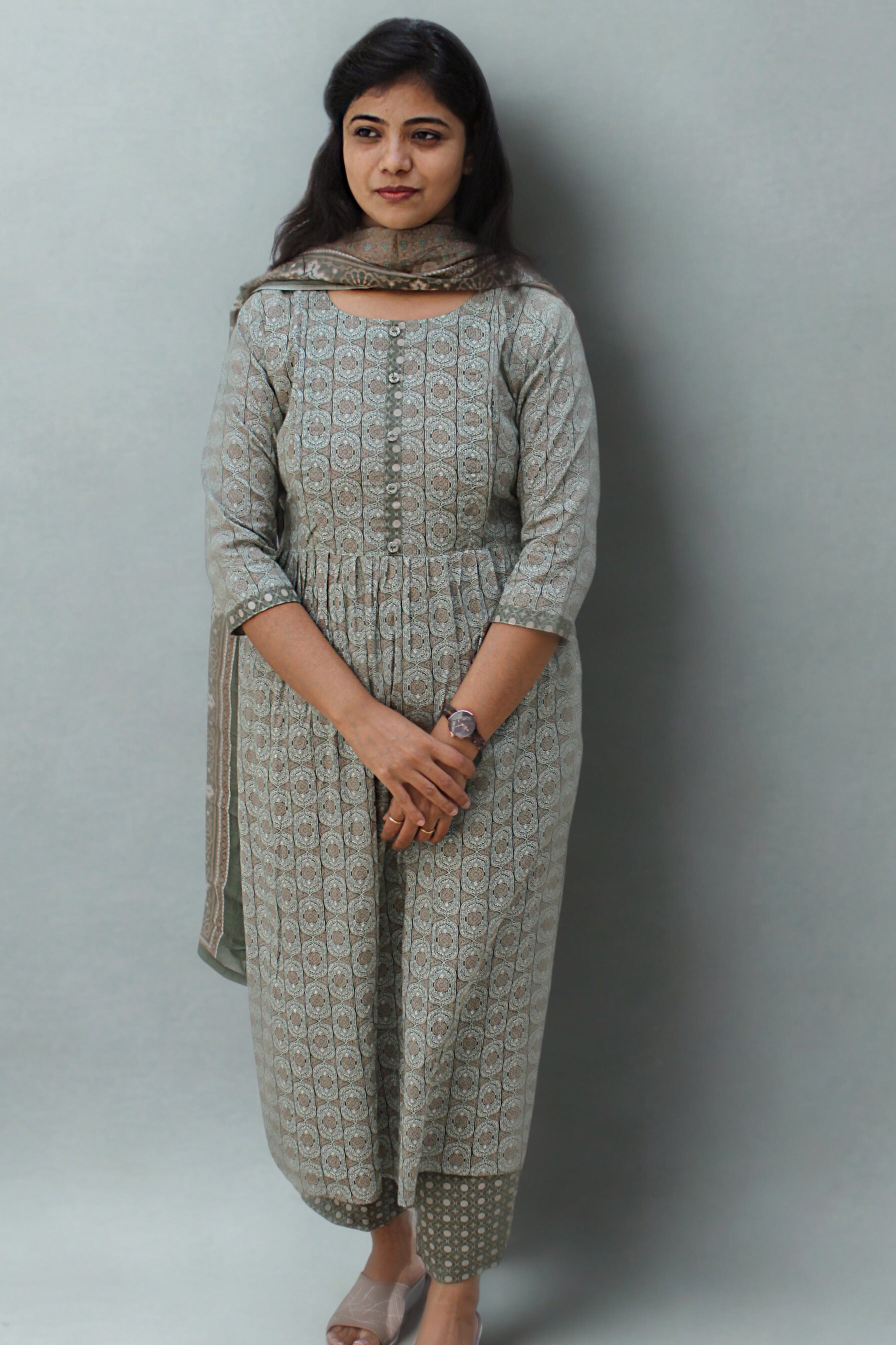 SAGE WHISHPER KURTA SET