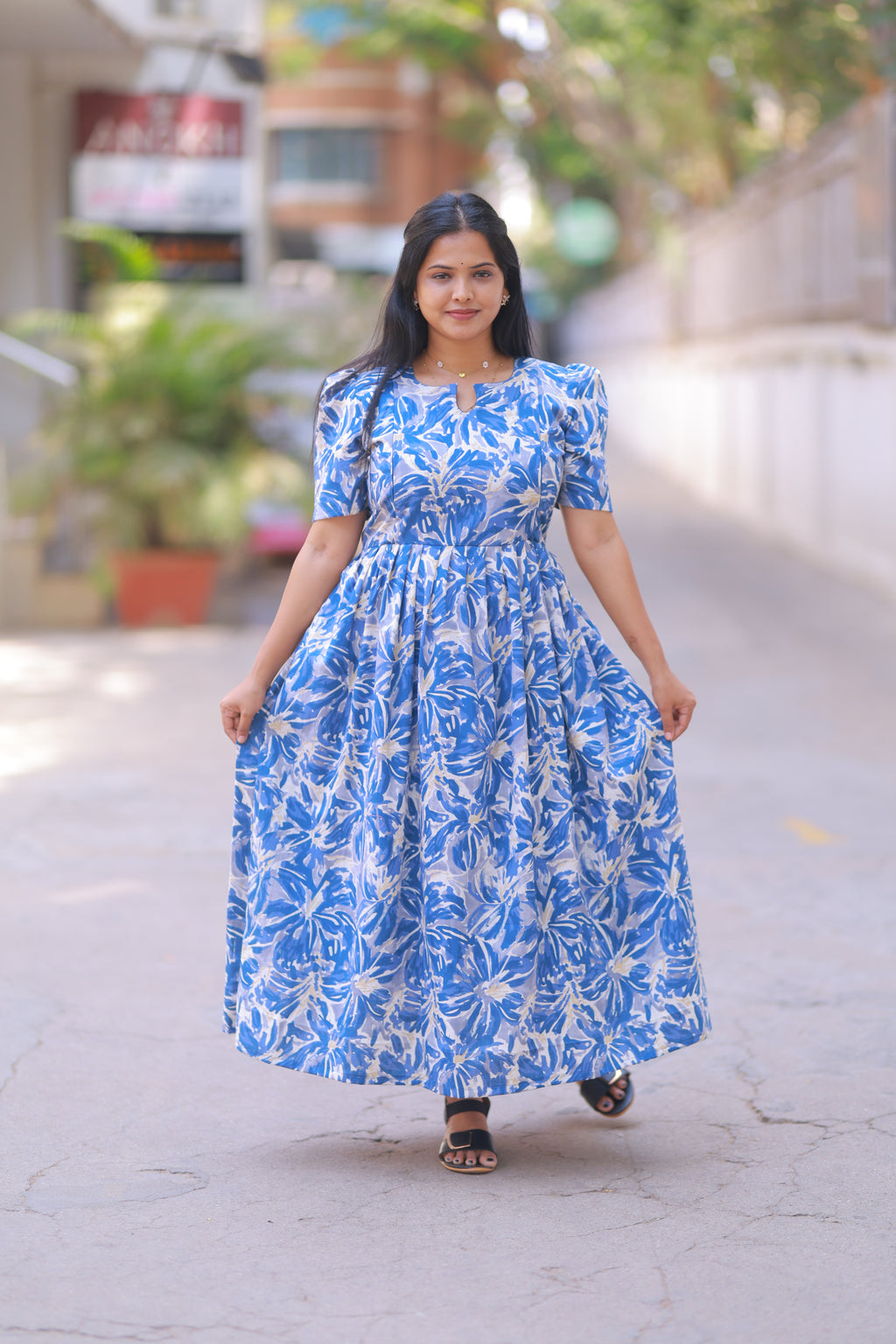 AZURE PETAL
