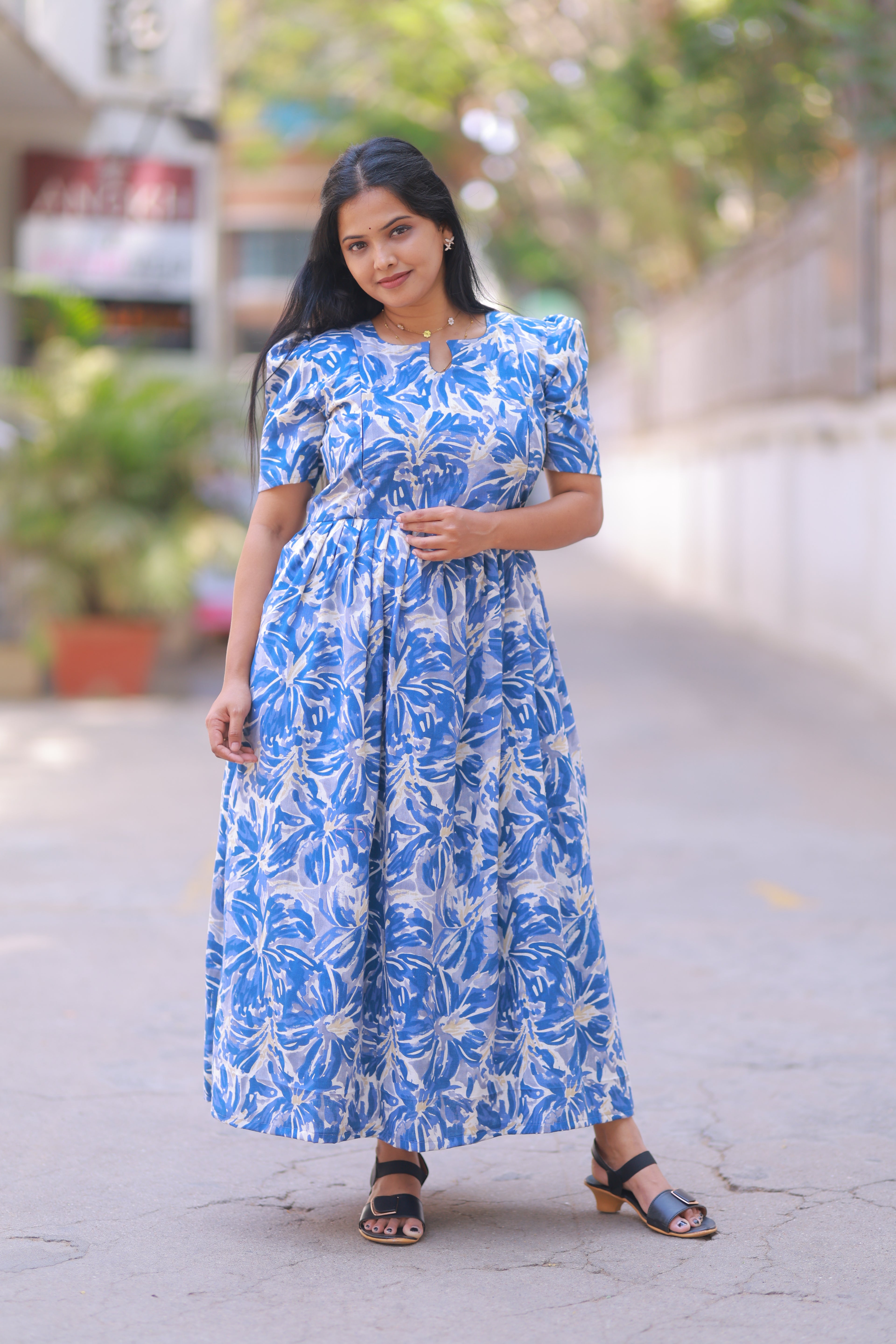 AZURE PETAL