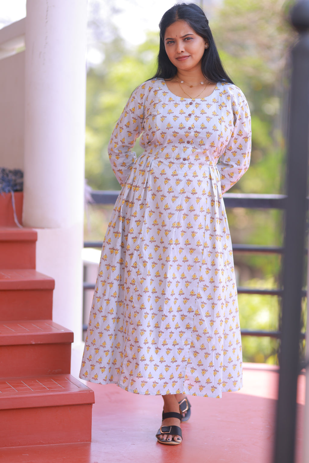 PRIM ROSE GOWN