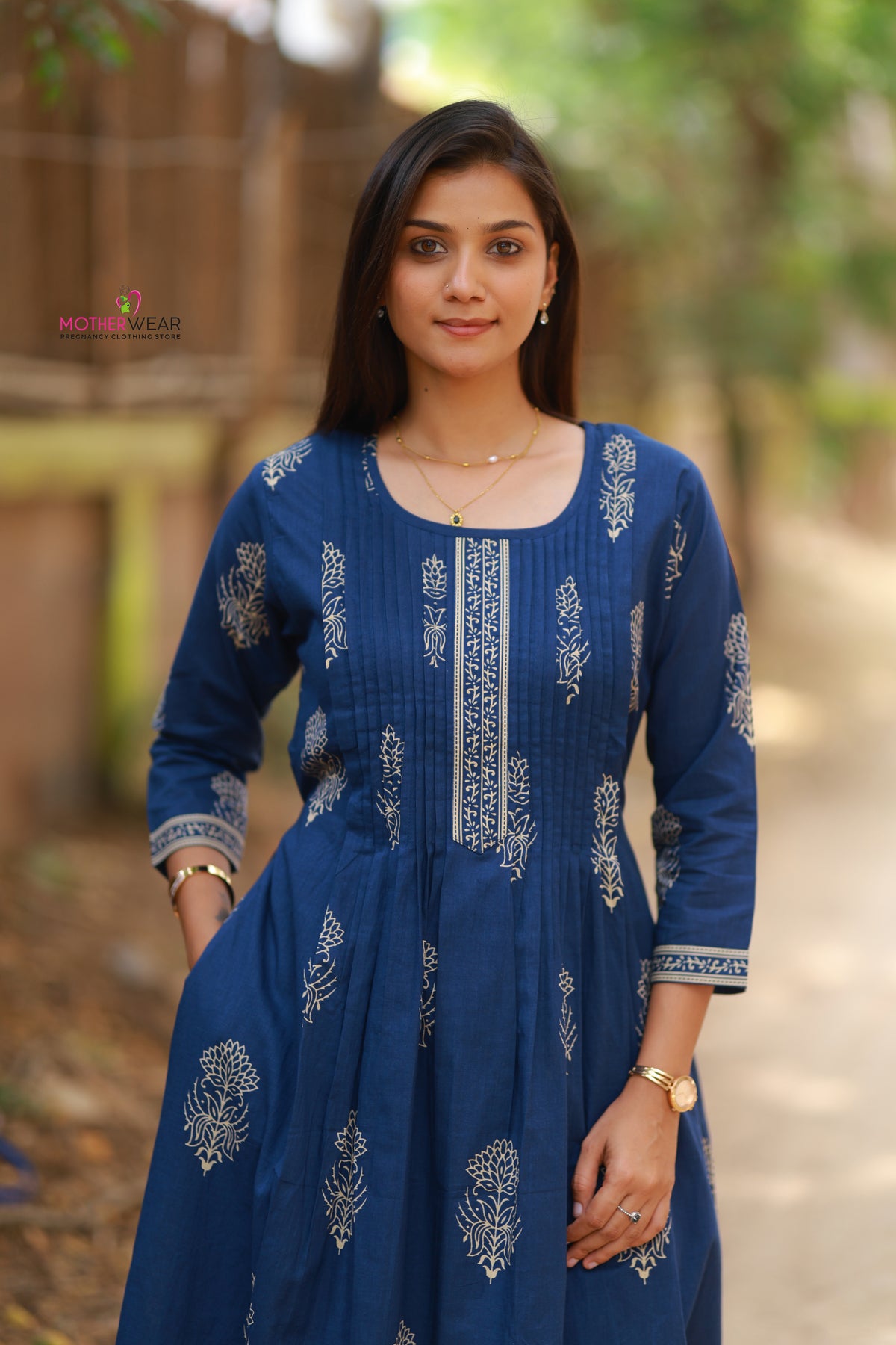 ROYAL BLUE ELEGANCE