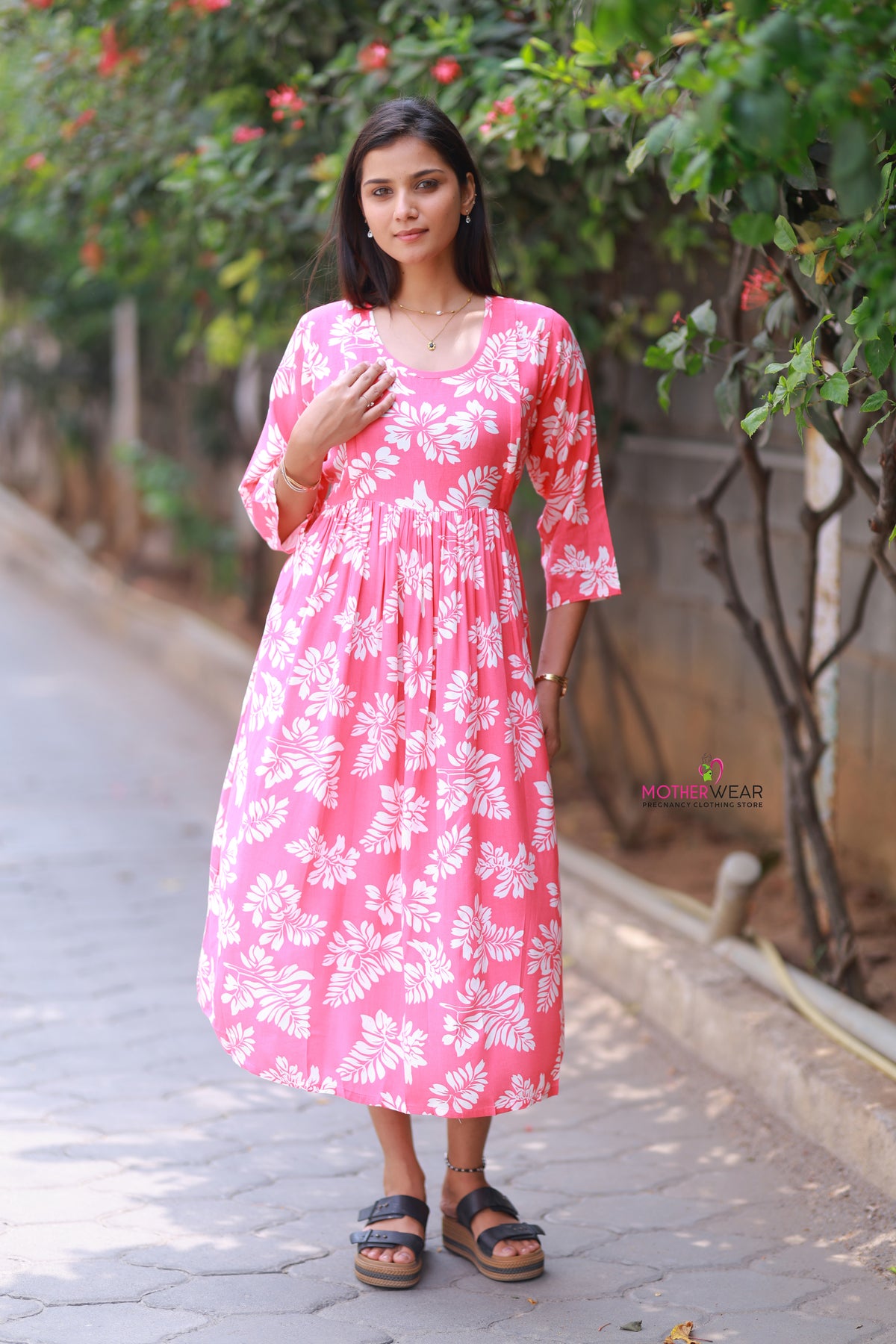 CORAL PINK FLORAL