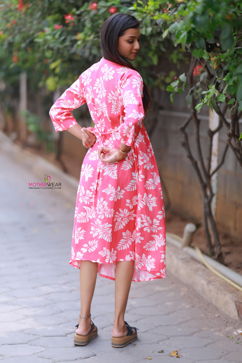 CORAL PINK FLORAL