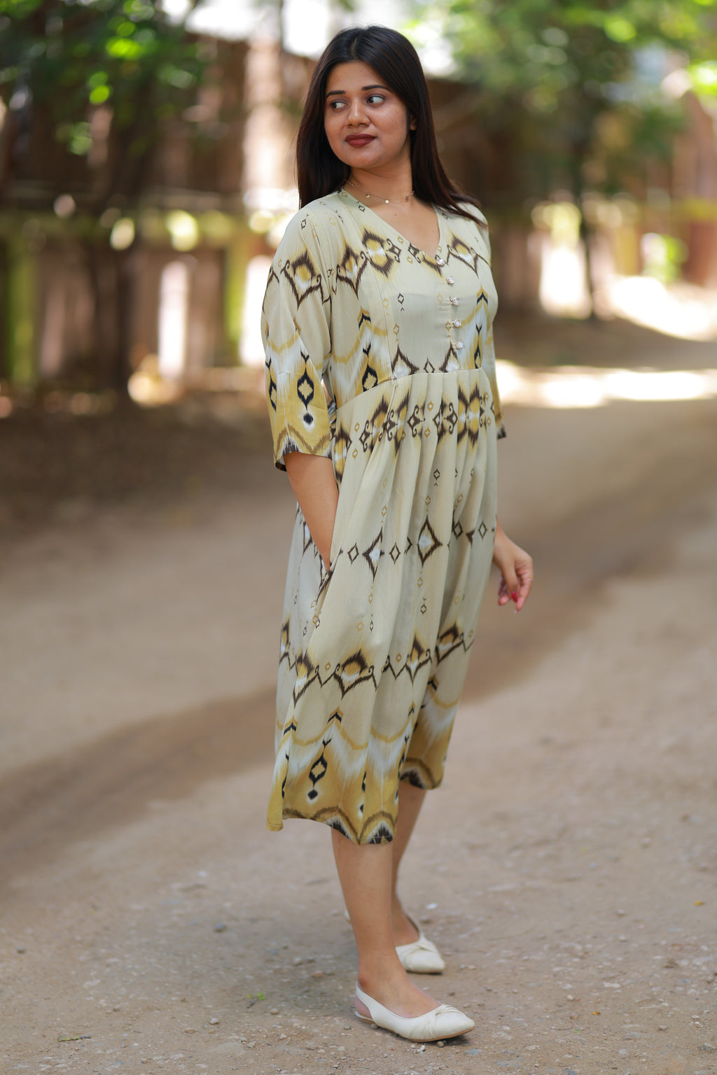 MEERA OLIVE
