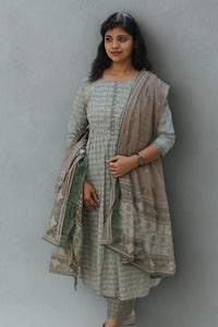 SAGE WHISHPER KURTA SET
